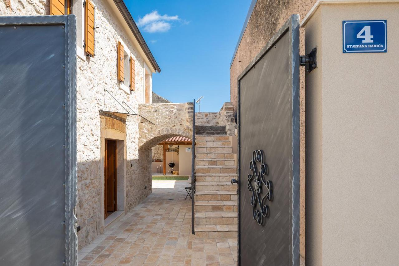 Villa Kameni Dvori Sveti Filip i Jakov Ngoại thất bức ảnh