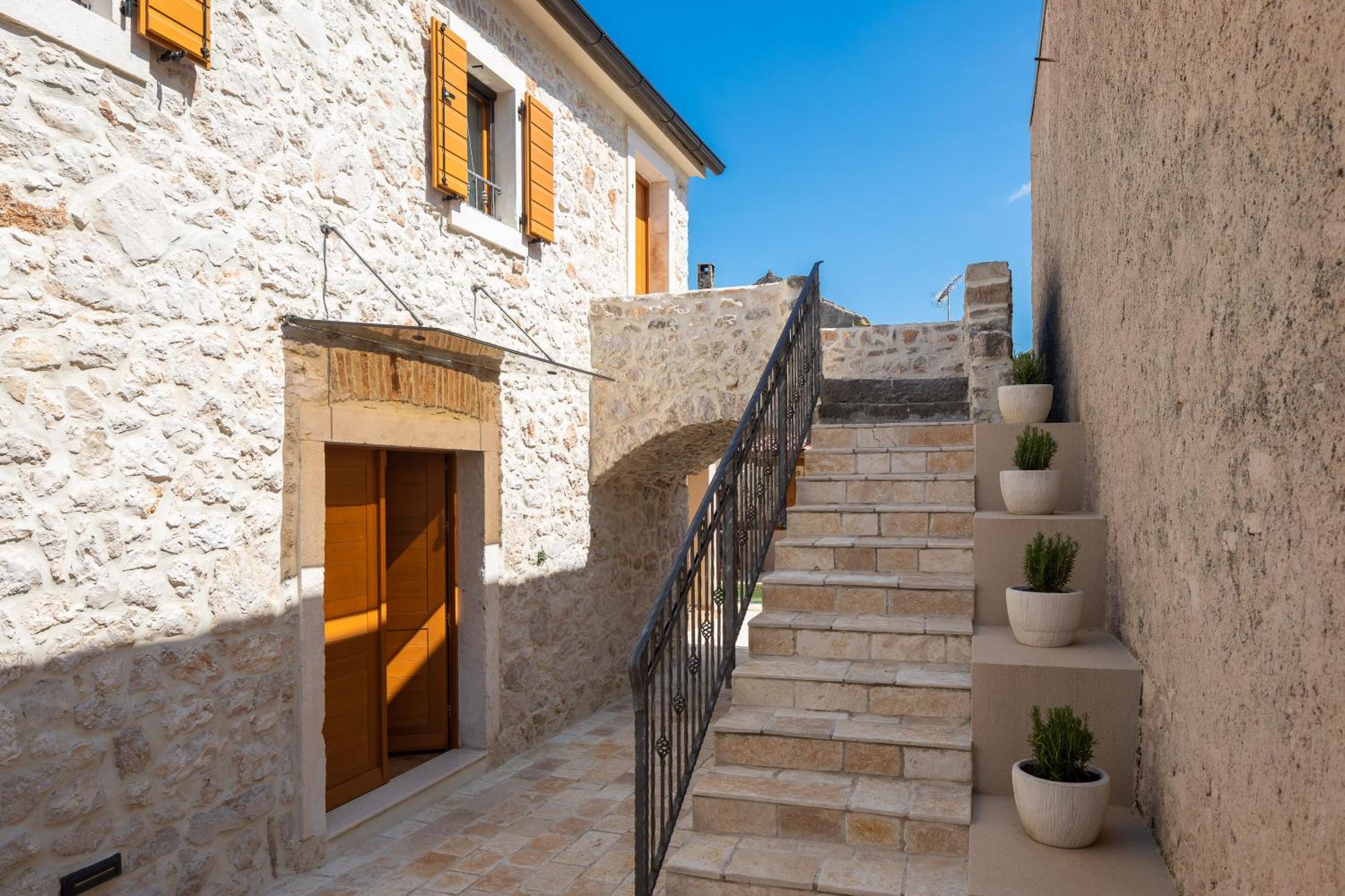 Villa Kameni Dvori Sveti Filip i Jakov Ngoại thất bức ảnh