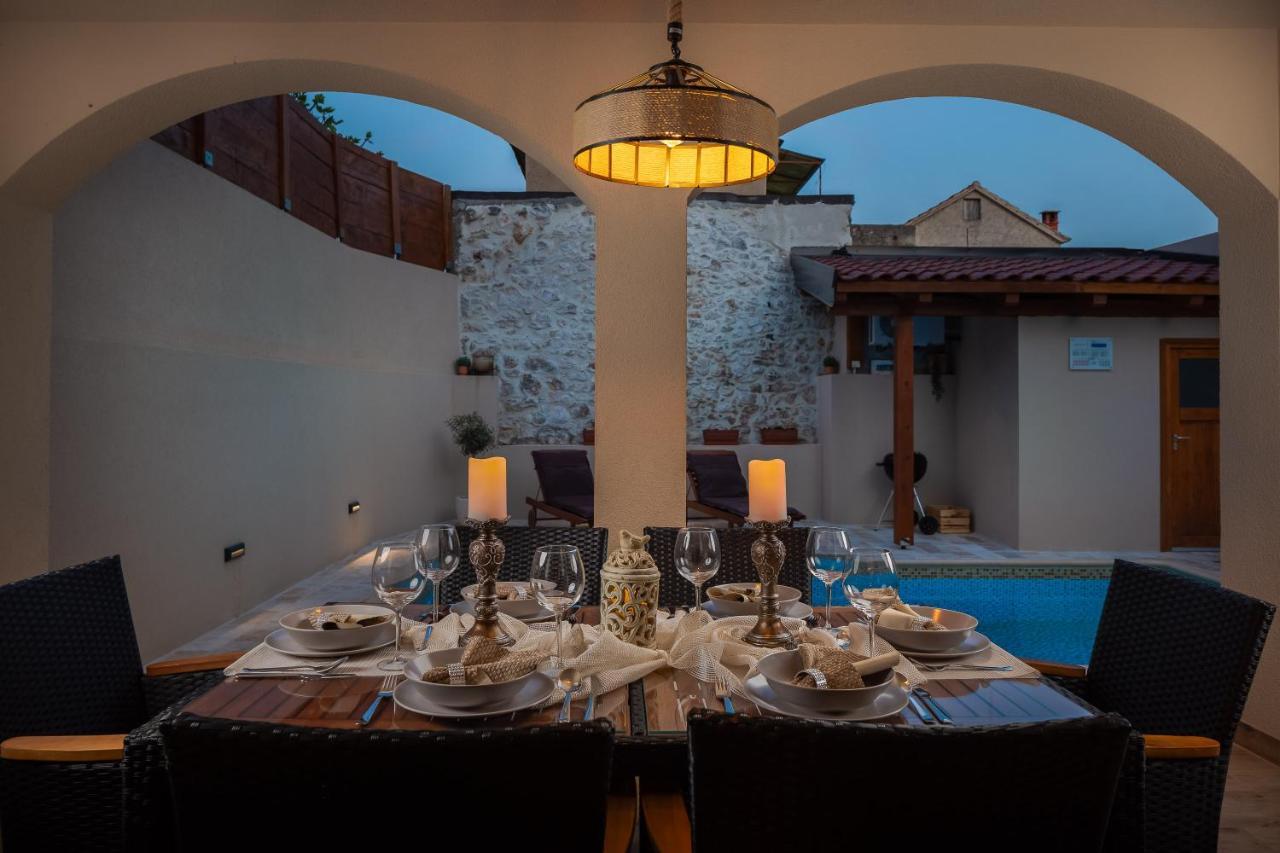 Villa Kameni Dvori Sveti Filip i Jakov Ngoại thất bức ảnh