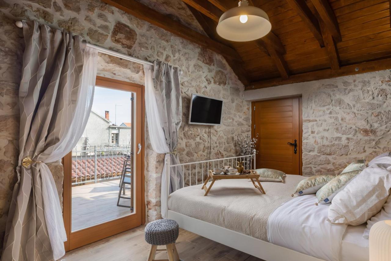 Villa Kameni Dvori Sveti Filip i Jakov Ngoại thất bức ảnh