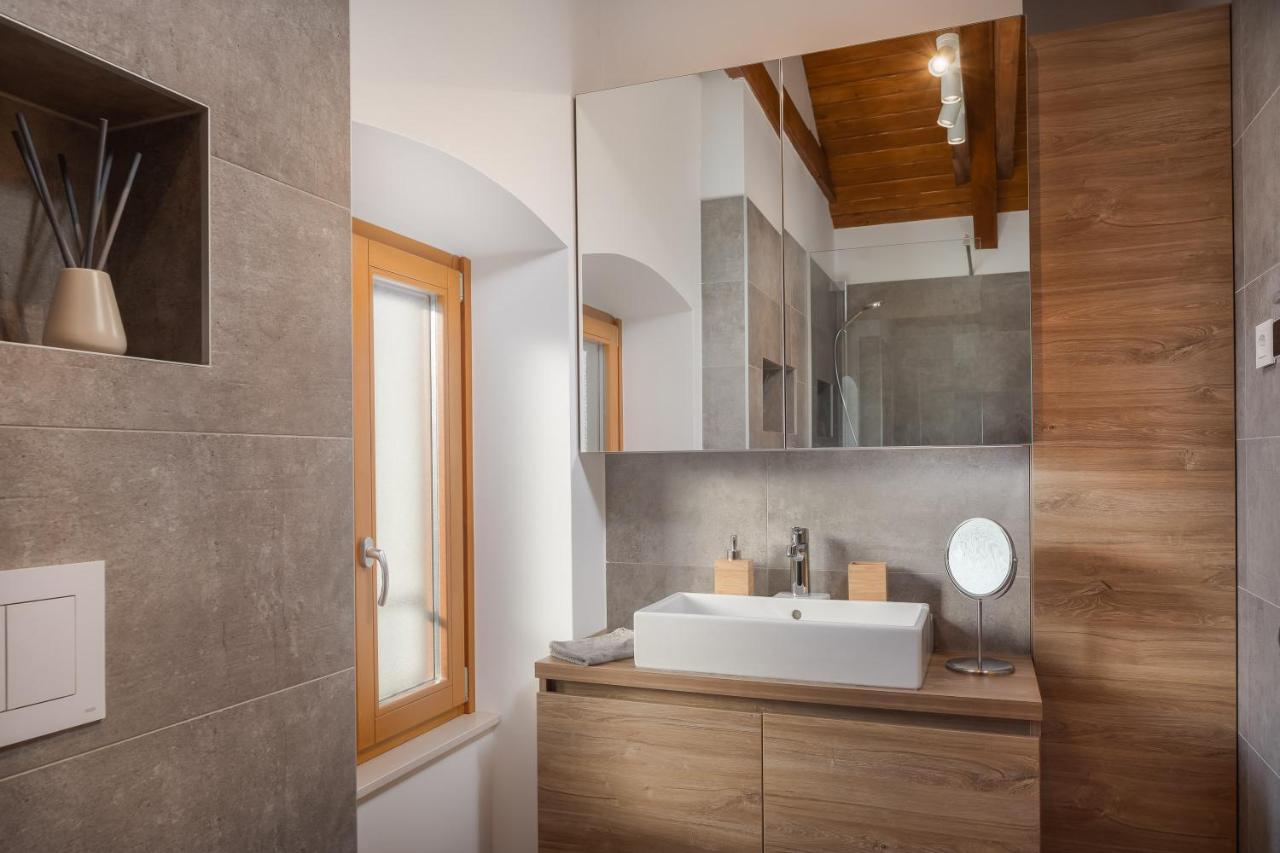 Villa Kameni Dvori Sveti Filip i Jakov Ngoại thất bức ảnh